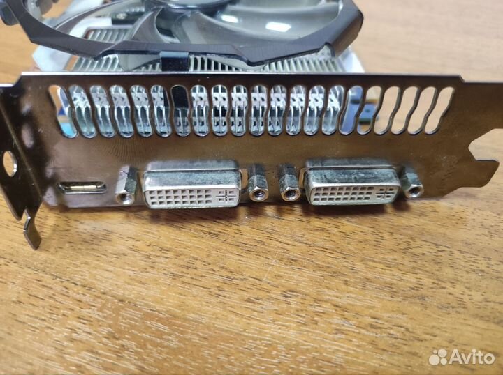 Видеокарта GeForce GTX 560