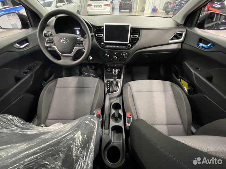 Hyundai Solaris 1.6 AT, 2022