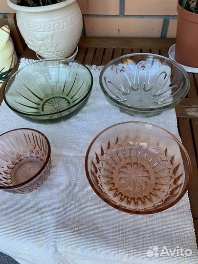 Салатницы, ваза цветное стекло