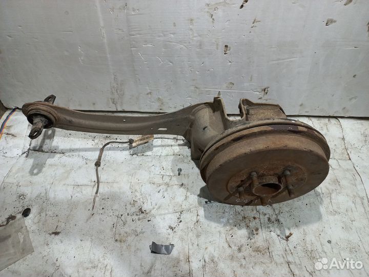 Задний левый рычаг Ford Focus 2