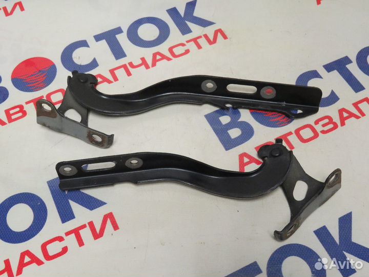 Петля капота honda FIT GD1, GD2, GD3, GD4