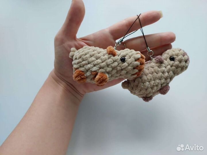 Вязаные брелки