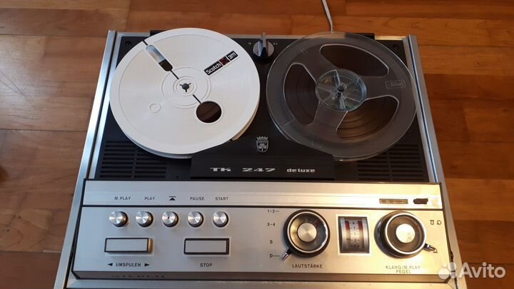 Катушечный магнитофон Grundig TK 247 DE Luxe