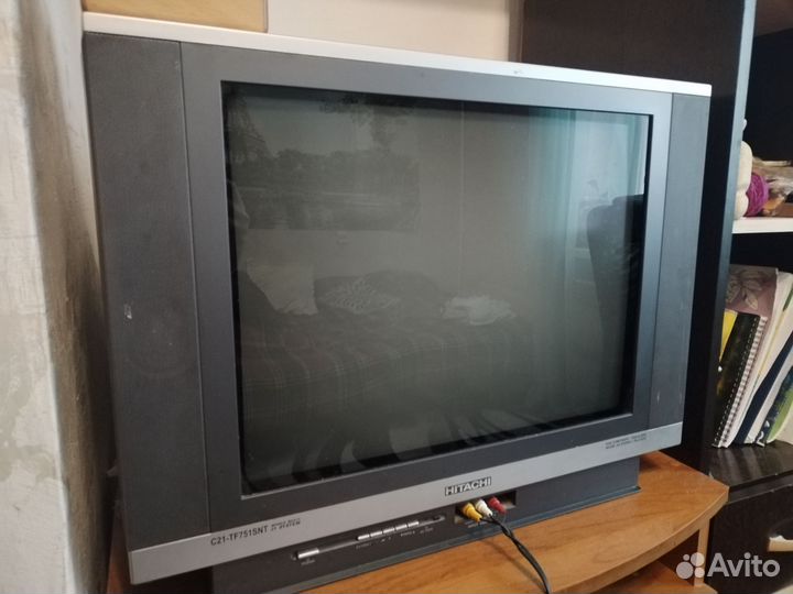 Телевизор бу Hitachi