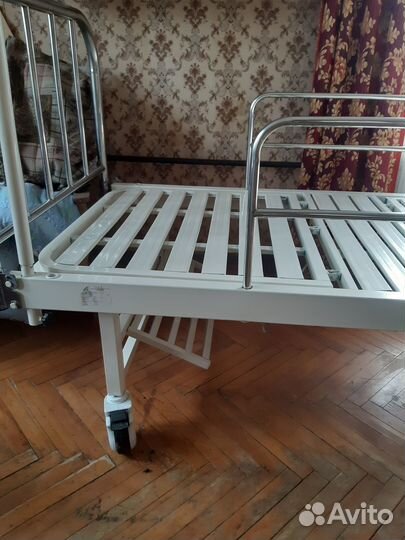 Кровать для лежачих больных бу