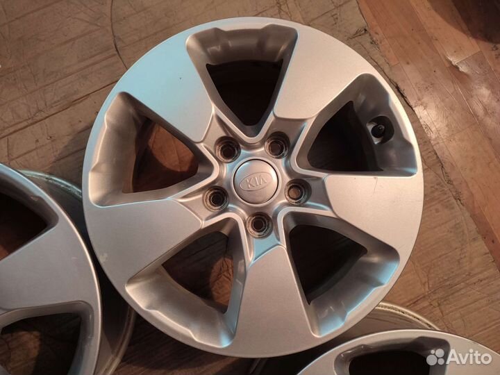 Диски Kia Soul R16 5x114,3 цо 67,1 мм 52910B2170