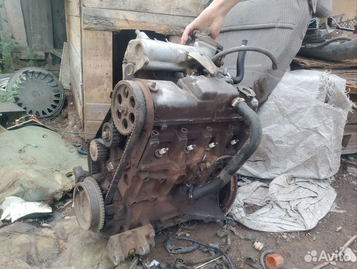 Двигатель на Лада 2110