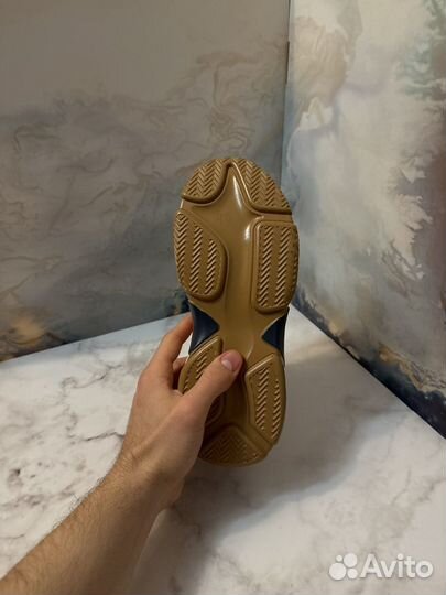 Кроссовки 37 размер