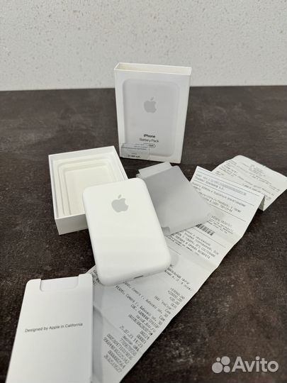 Внешний аккумулятор Apple MagSafe Battery Pack