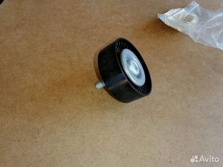 Ролик обводной VW, Audi