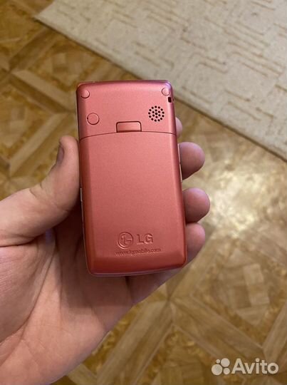 LG KF300