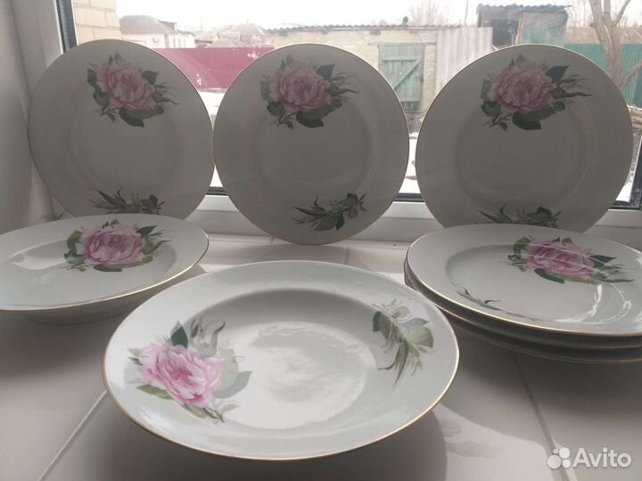 Тарелки из сервиза пионы, дулево