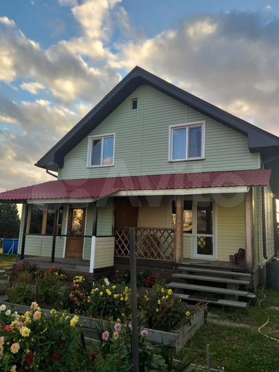 Дом 176 м² на участке 10 сот.