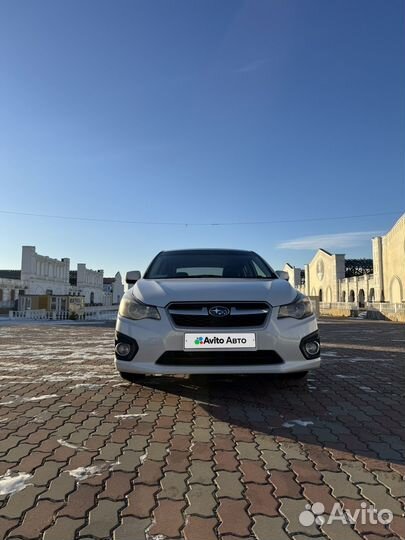 Subaru Impreza 2.0 CVT, 2011, битый, 188 000 км