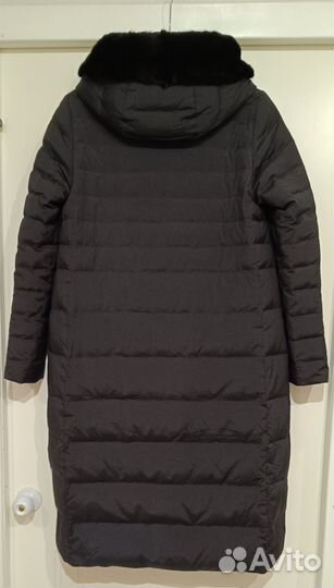 Пуховое пальто женское 46р. с мехом норки длинное