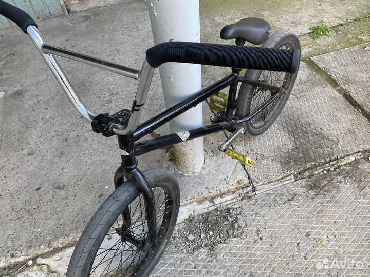 Трюковой велосипед bmx