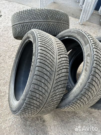 Michelin Pilot Alpin 5 SUV 285/40 R22 110V