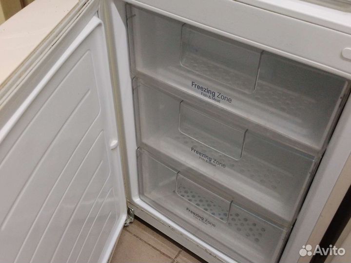 Холодильник бу LG