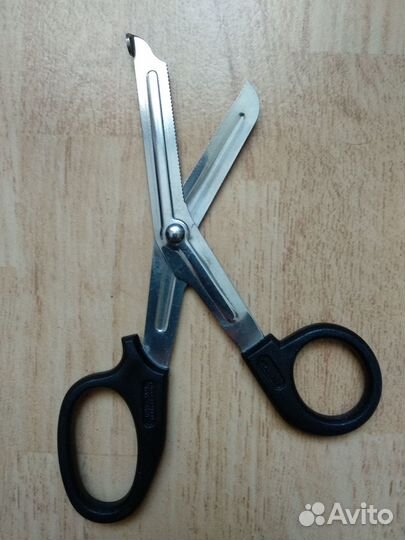 Ножницы медицинские атравматические