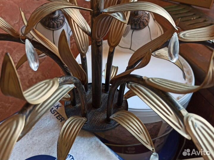 Люстра - цветок флористика