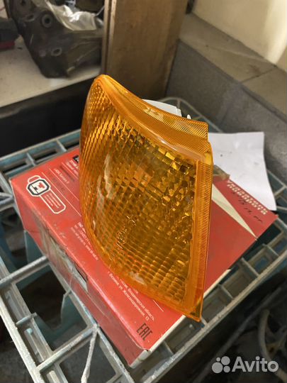 Поворотник правый 2114-2115