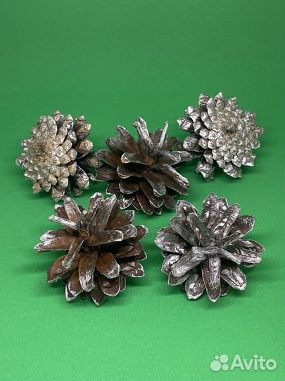 Шишки сосновые для новогоднего декора упак. 9 шт