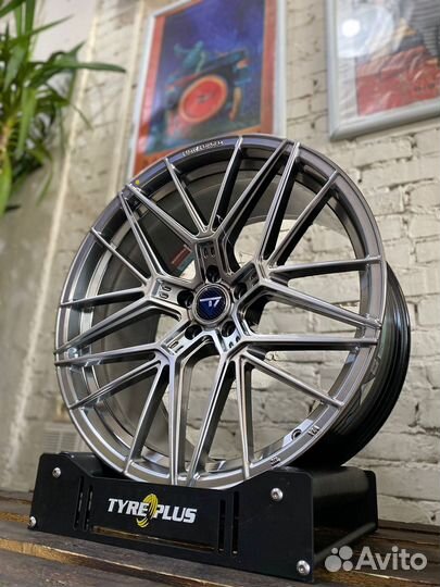 Новые литые диски для BMW X5 F15 X6 F16 R21