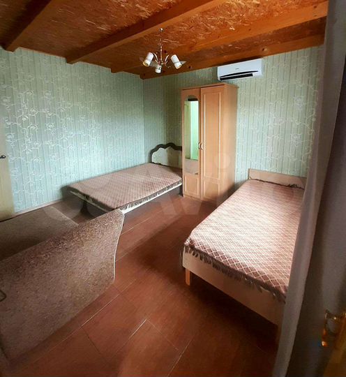 Комната 12 м² в 6-к., 2/3 эт.