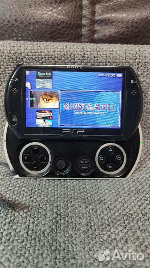 PSP GO Sony PlayStation Portable Go