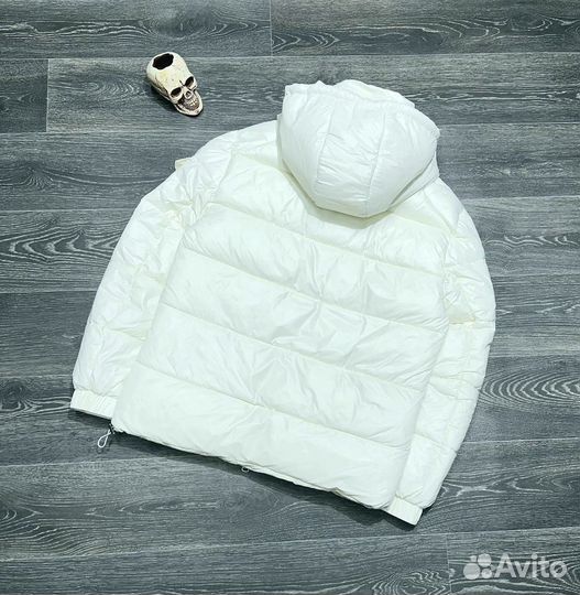 Зимние куртки Moncler