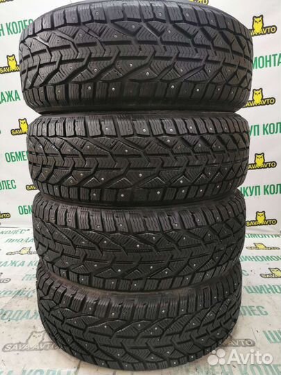 Kormoran Stud 2 215/55 R17