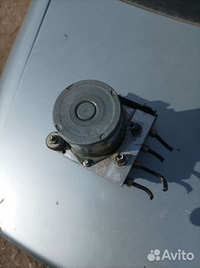 Блок abs Acura Mdx YD2 3.72010