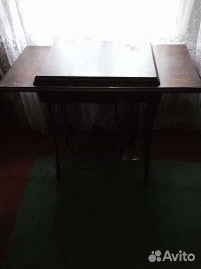 Швейная машина