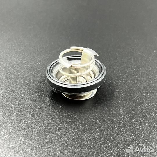 Клапан водной прессуры Suzuki DF90-175, DF100-200