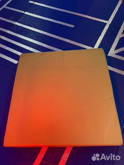 Спортивный мат 100x100x10 см кмс бежевый