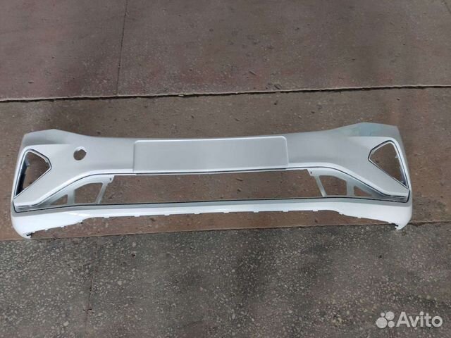 Бампер Фольксваген Поло 20-г.в. новый,белый