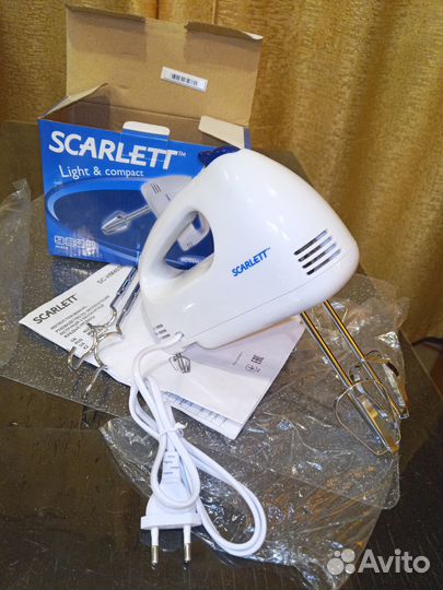 Миксер Scarlett SC-HM40S03 Новый