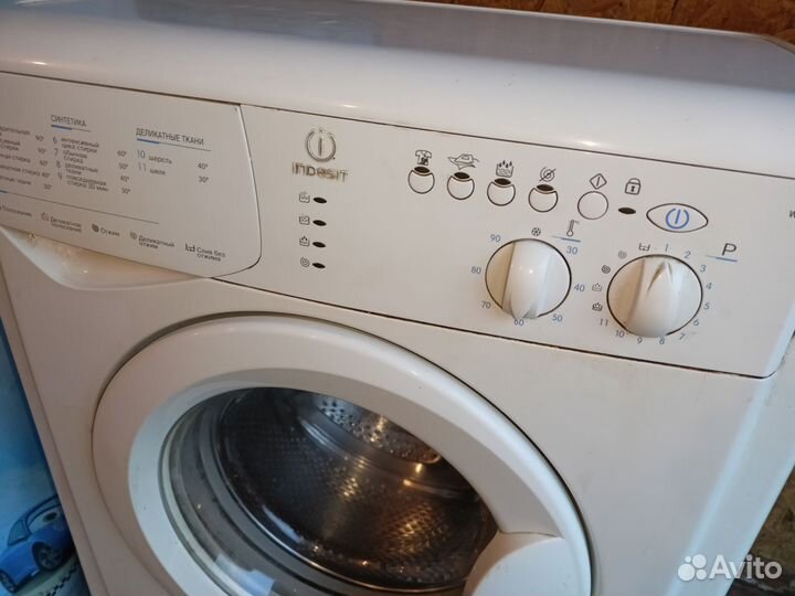 Стиральная машина indesit 5кг