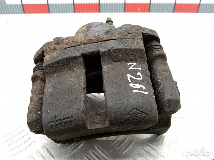 Суппорт передний левый Renault Clio 2