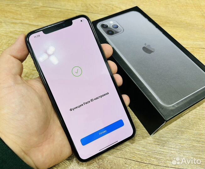 iPhone 11 Pro Max, 64 ГБ