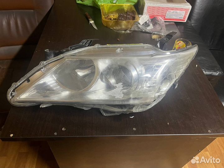 Toyota Camry 50 55 Передняя левая фара