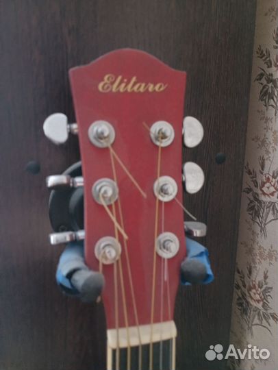 Классическая гитара шестиструнная