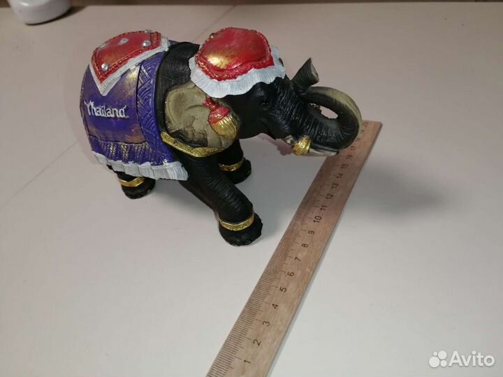 Слон статуэтка