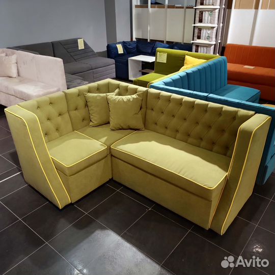 Кухонный уголок новый