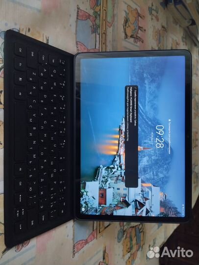 Чехол клавиатура huawei SMART magnetic keyboard