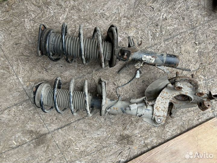 Mazda 3 bl стойки передние комплект