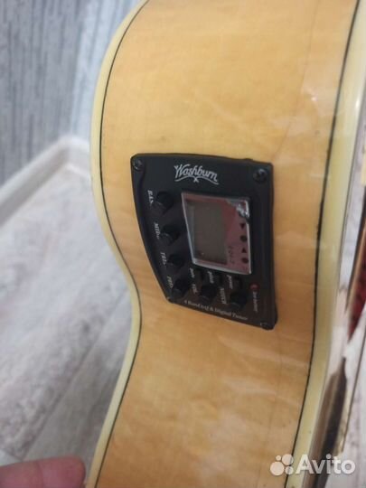 Электроакустическая гитара washburn