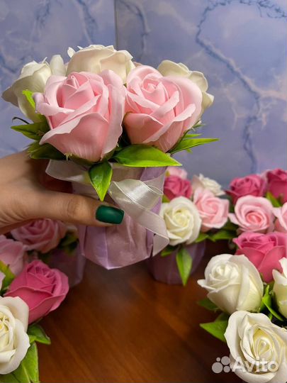 Пенные розы