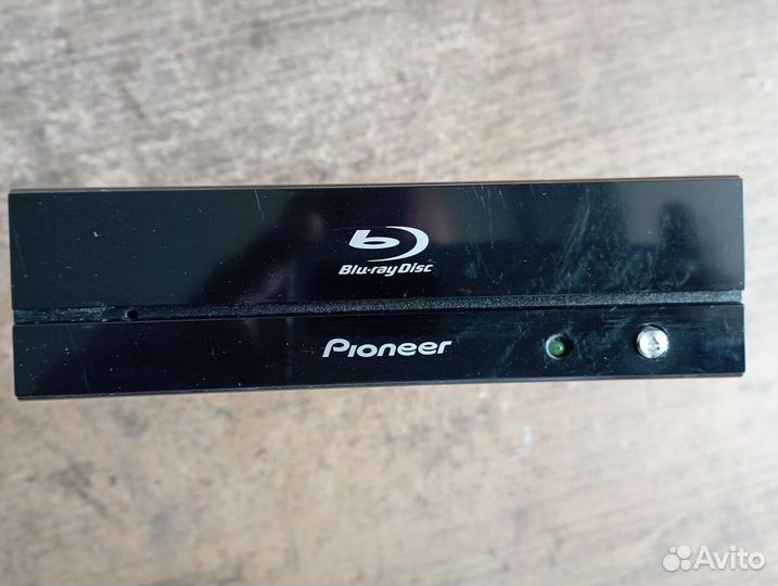 Bluray-DVD-CD привод для компьютера