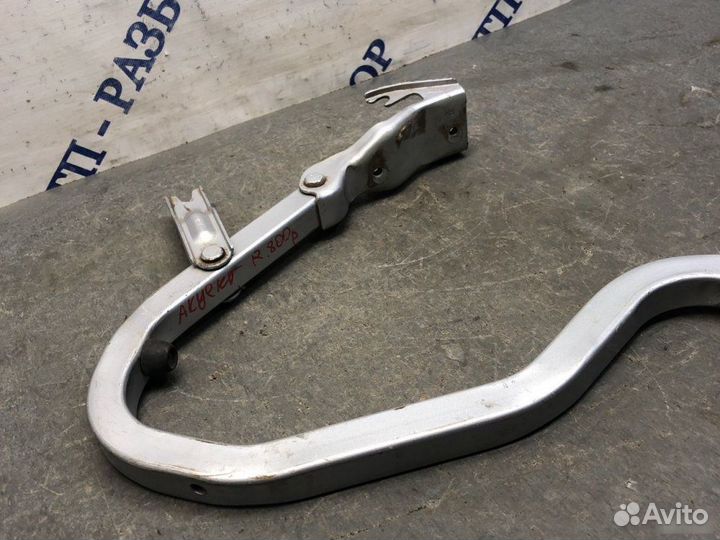 Петля багажника правая Hyundai Accent 1999-2012